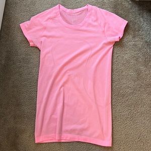 Lululemon Swiftly Tech Short Sleeved Shirt
